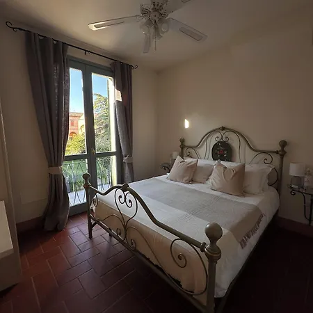 Casa Giulietta 住宿加早餐酒店 圣阿兹吉罗迪奥